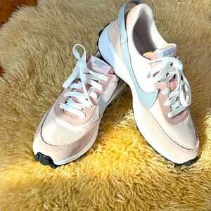 Nike Running Low Sneakers Pink Oxford Wolf Grey Pearl Pink White Brand New